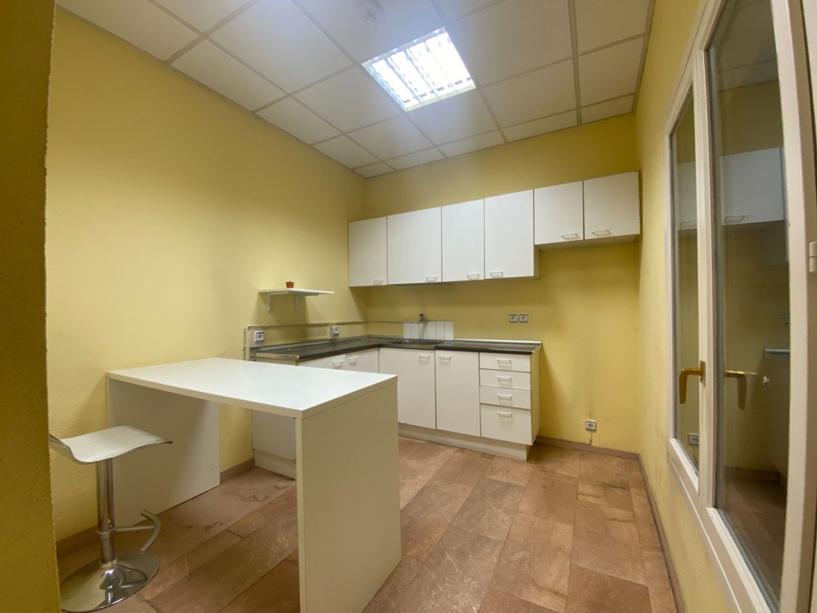 Oficina de 4 baños y 754m² en alquiler en Eixample, Barcelona - foto 14 de 30