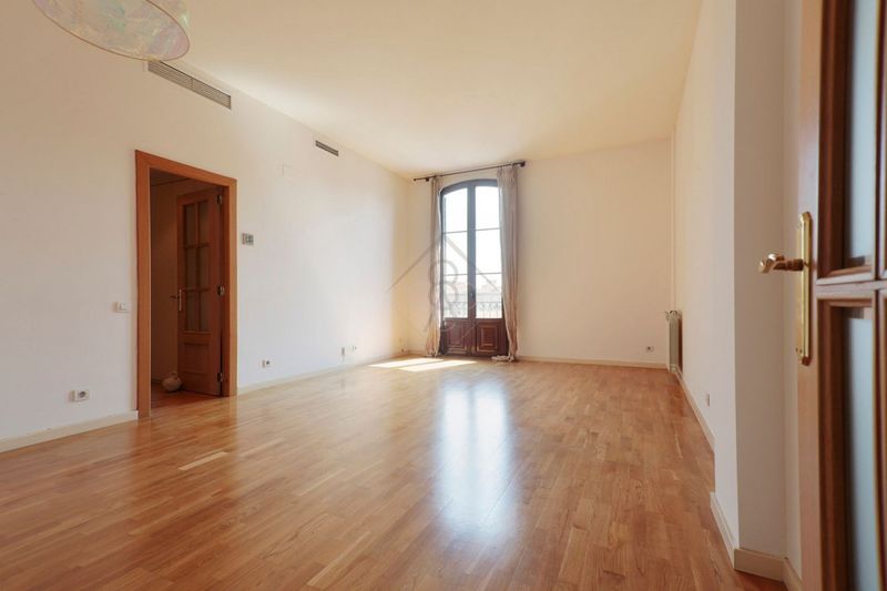 Piso en Passeig de Gràcia 110m² P5