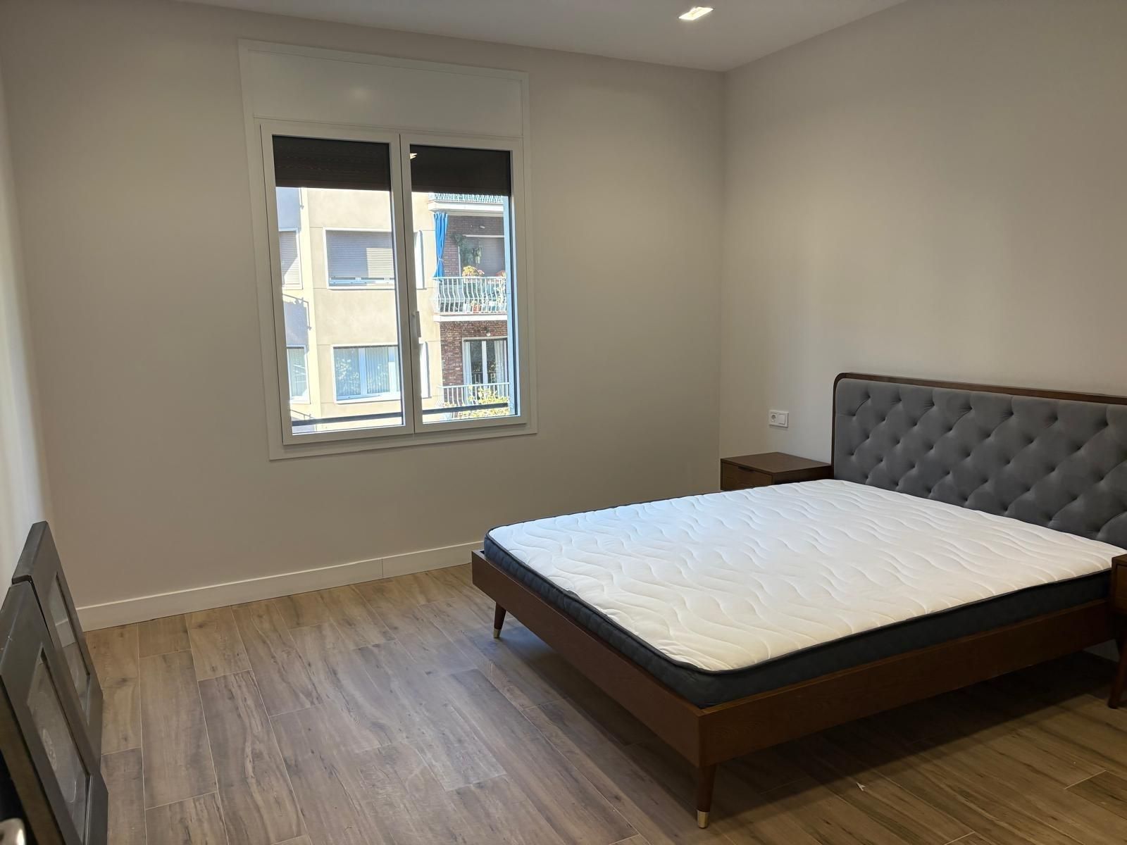 Piso de 4 dormitorios, 2 baños y 140m² en venta en Eixample, Barcelona - foto 23 de 37