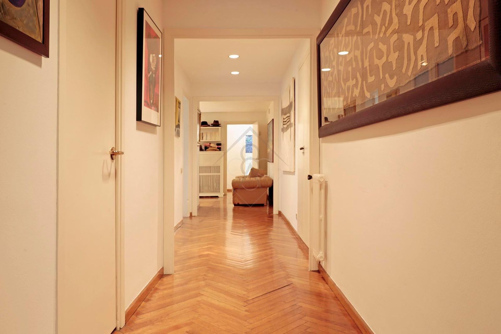 Apartamento de 3 dormitorios, 2 baños y 150m² en venta en Les Tres Torres, Barcelona - foto 23 de 57