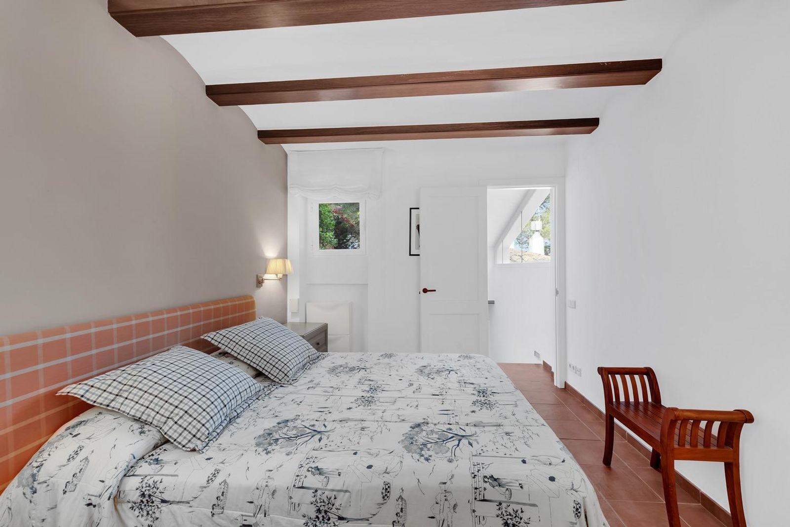 Casa de 6 dormitorios, 6 baños y 450m² en venta en Llafranc, Palafrugell - foto 48 de 50