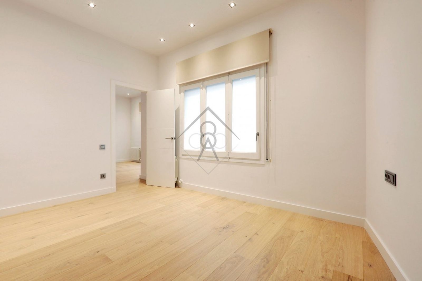 Piso de 2 baños y 200m² en alquiler de temporada en Sant Gervasi, Barcelona - foto 21 de 24