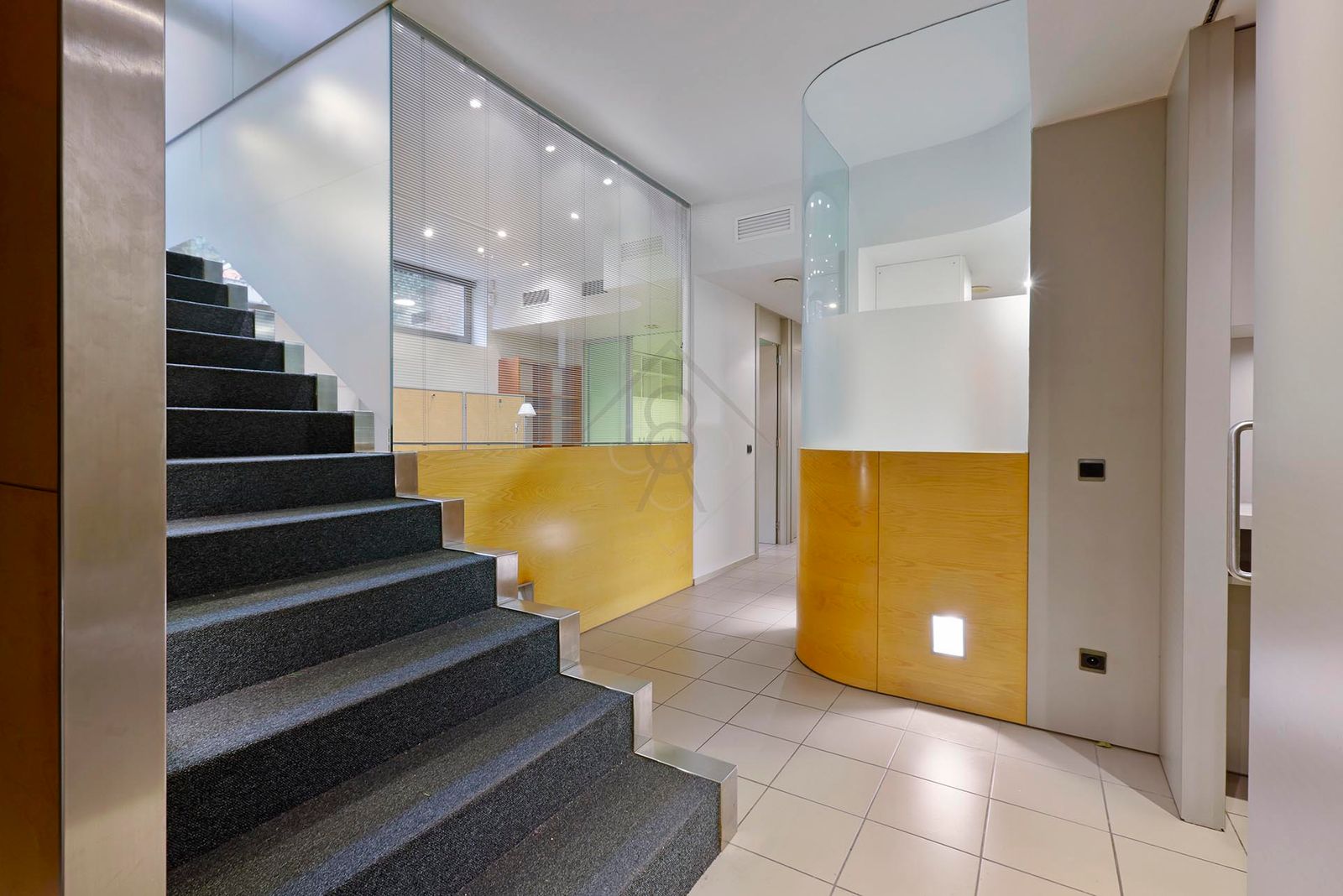 Oficina de 4 dormitorios, 2 baños y 170m² en alquiler en Les Tres Torres, Barcelona - foto 24 de 29