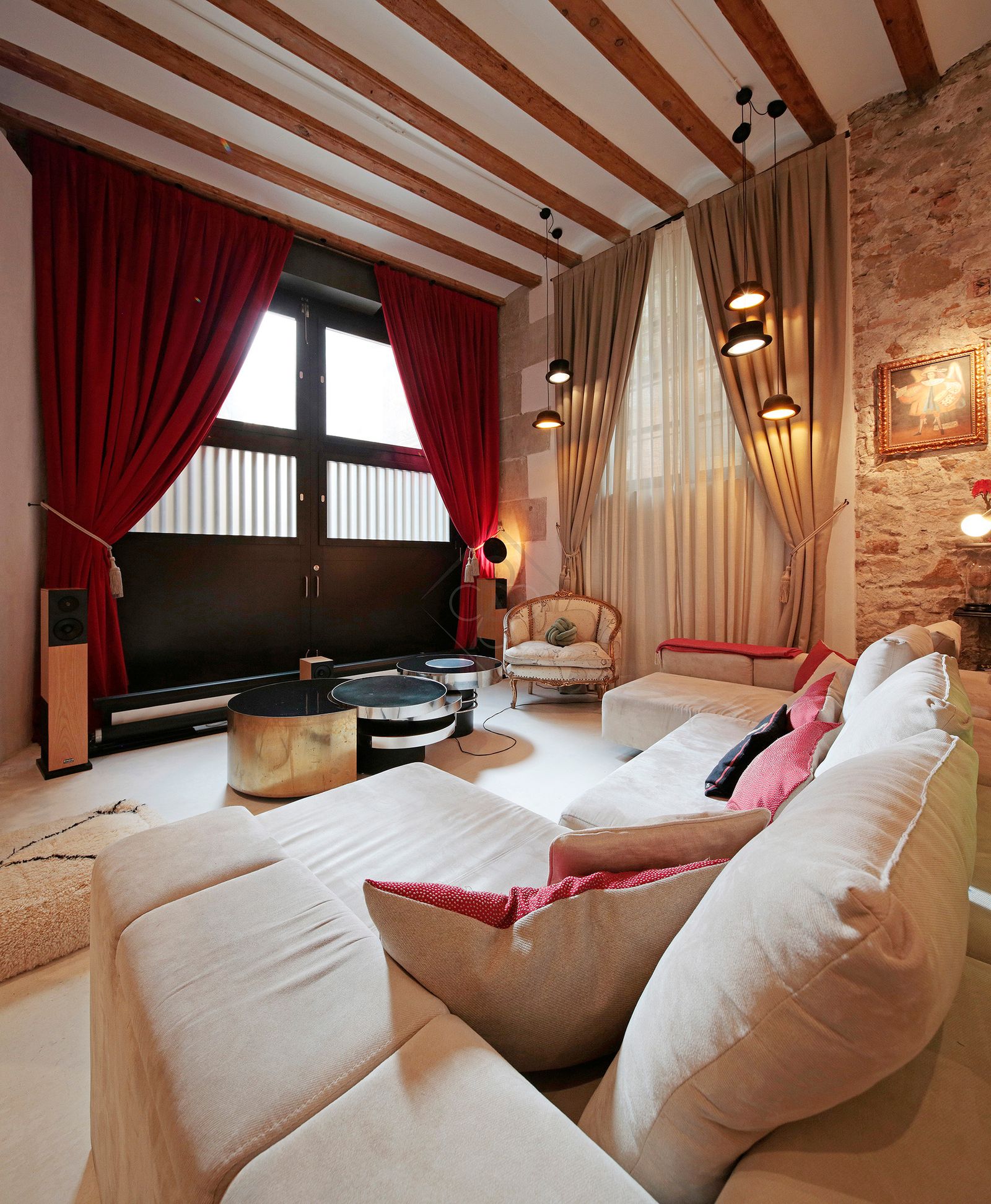 Loft de 3 dormitorios, 2 baños y 300m² en venta en Barrio Gótico, Barcelona - foto 3 de 38