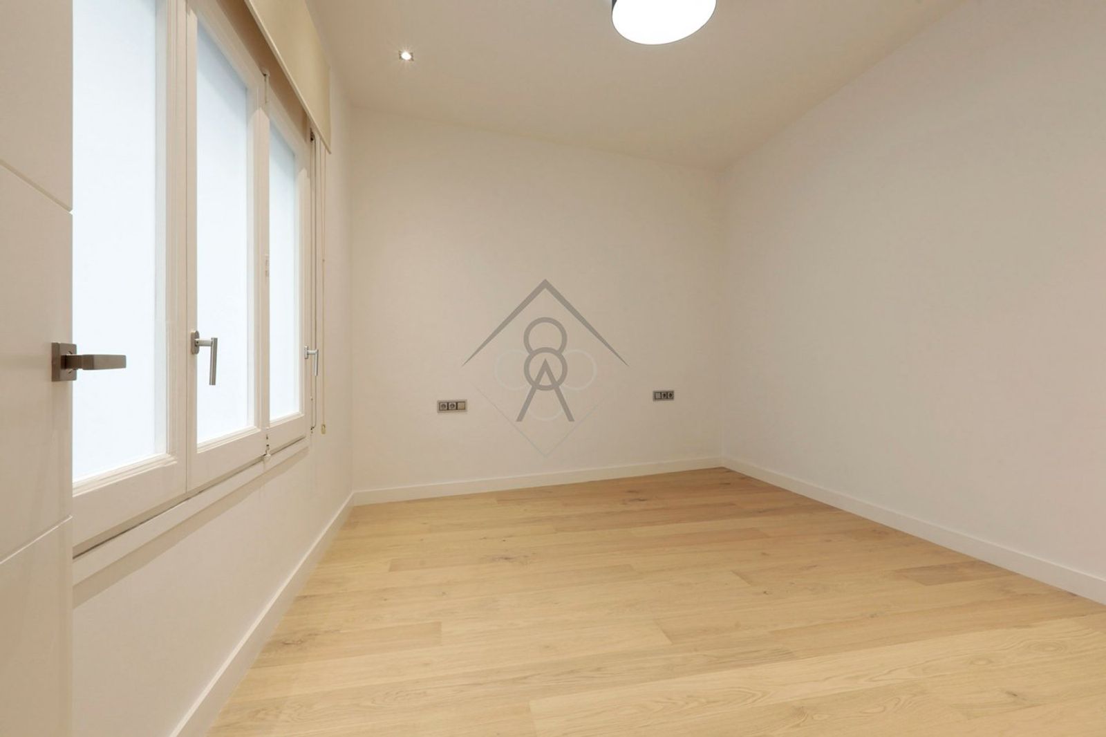 Piso de 2 baños y 200m² en alquiler de temporada en Sant Gervasi, Barcelona - foto 20 de 24