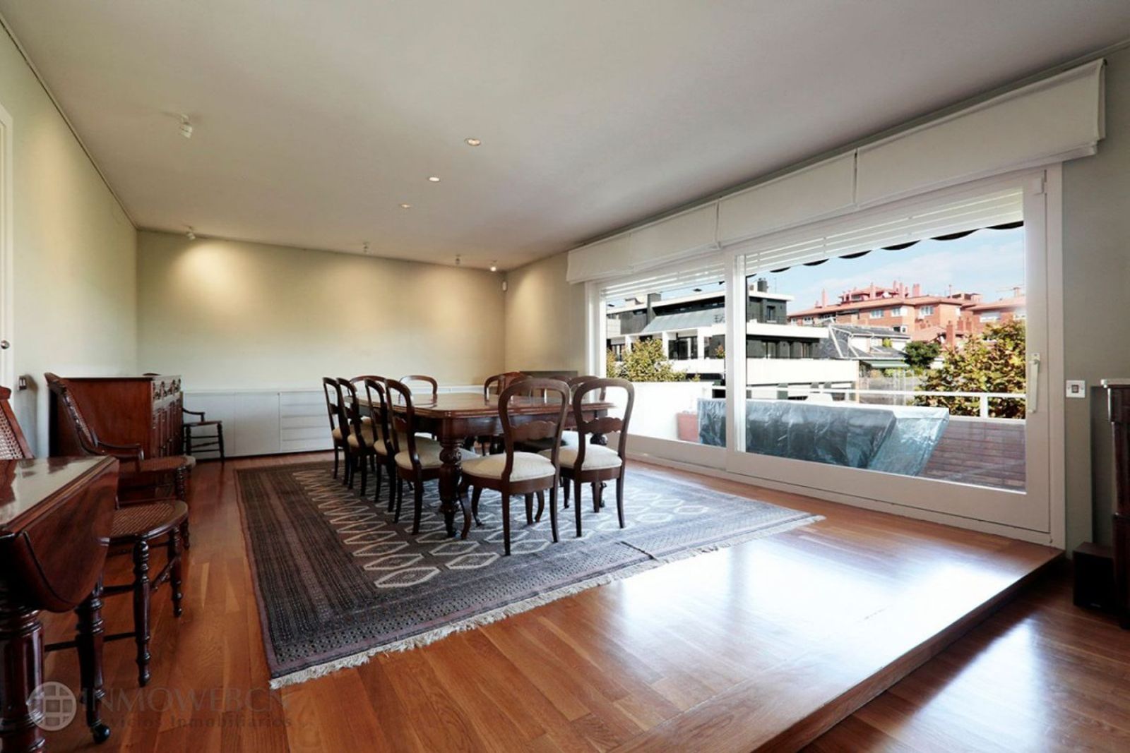 Apartamento de 3 dormitorios, 3 baños y 306m² en venta en Les Tres Torres, Barcelona - foto 21 de 30