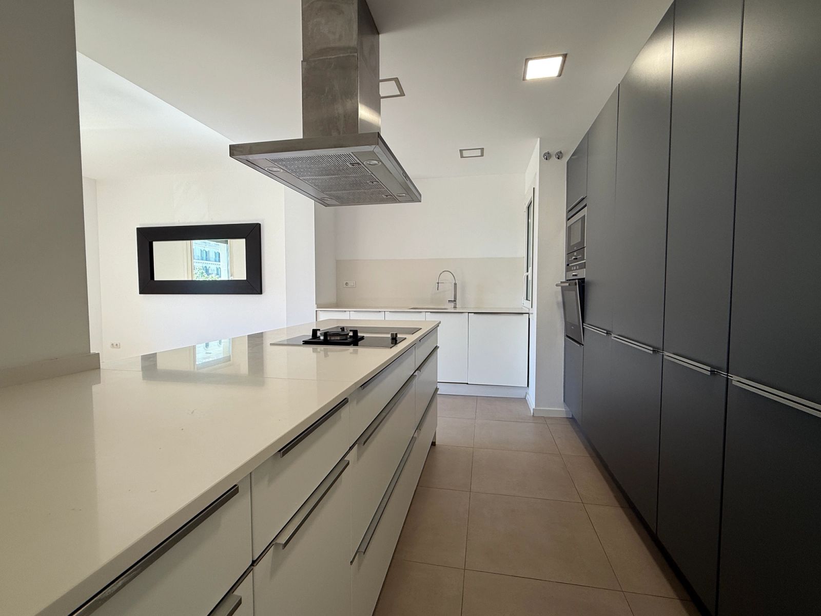 Piso de 3 dormitorios, 2 baños y 130m² en venta en Turó Park, Barcelona - foto 17 de 19