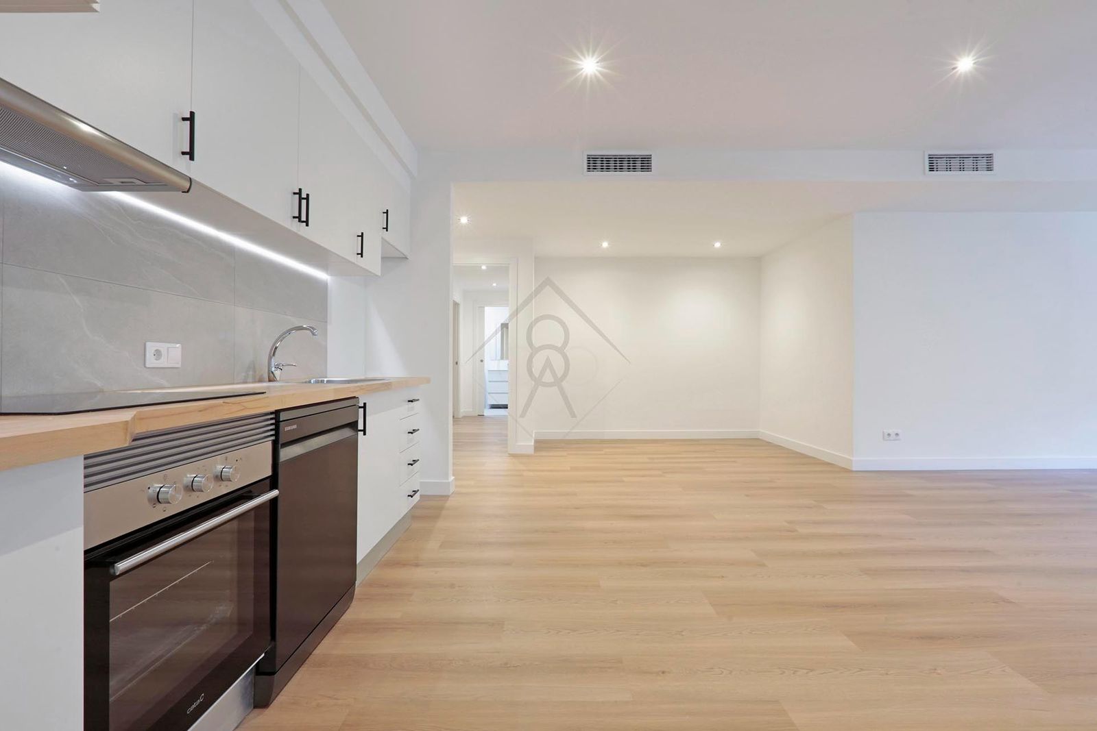 Apartamento de 4 dormitorios, 2 baños y 150m² en venta en Bonanova, Barcelona - foto 20 de 30