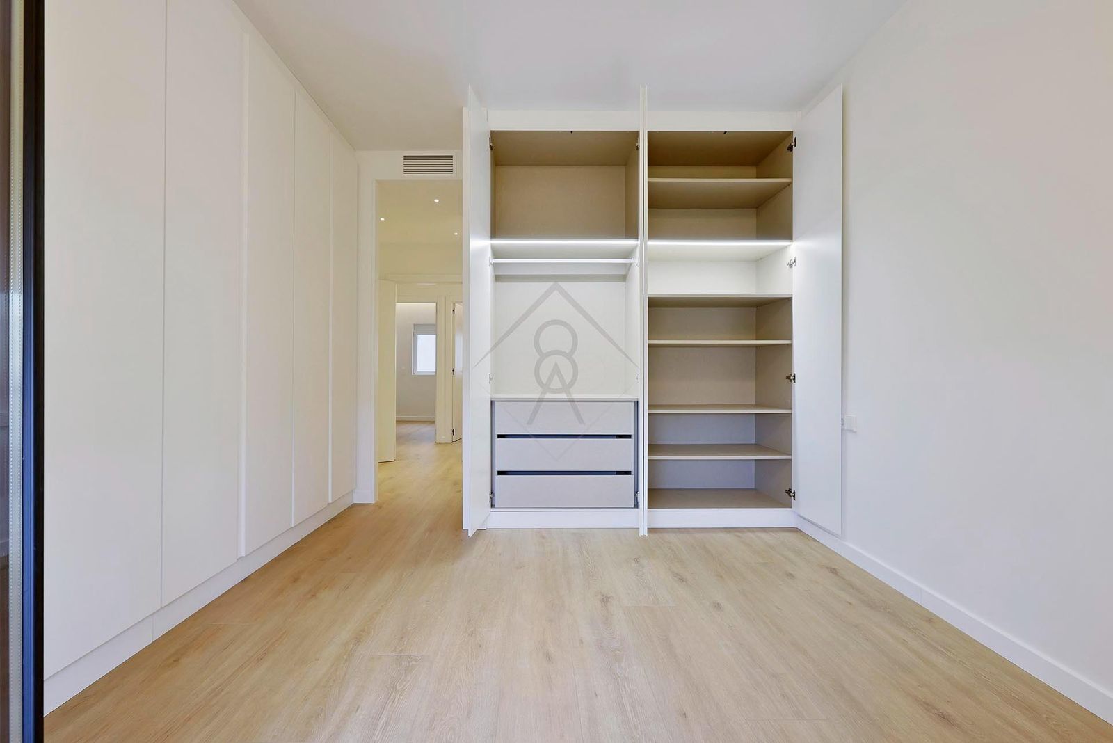 Piso de 3 dormitorios, 2 baños y 115m² en venta en Francesc Macià, Barcelona - foto 24 de 33