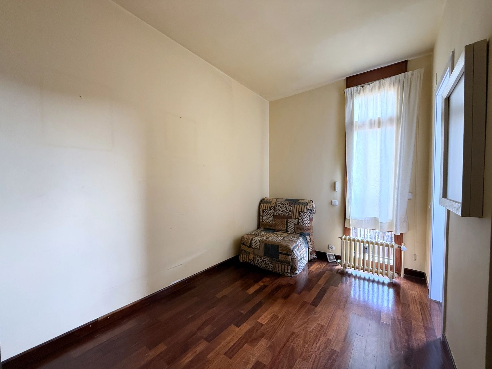 Ático de 7 dormitorios, 5 baños y 347m² en venta en Les Tres Torres, Barcelona - foto 33 de 45