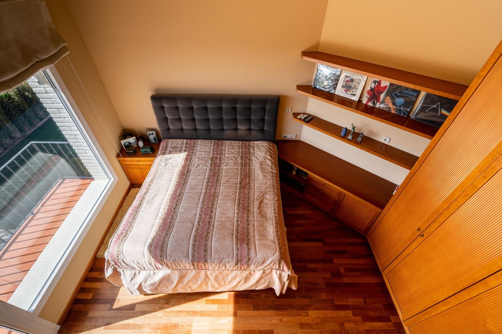 Casa de 4 dormitorios, 4 baños y 237m² en alquiler en Pedralbes, Barcelona - foto 34 de 82