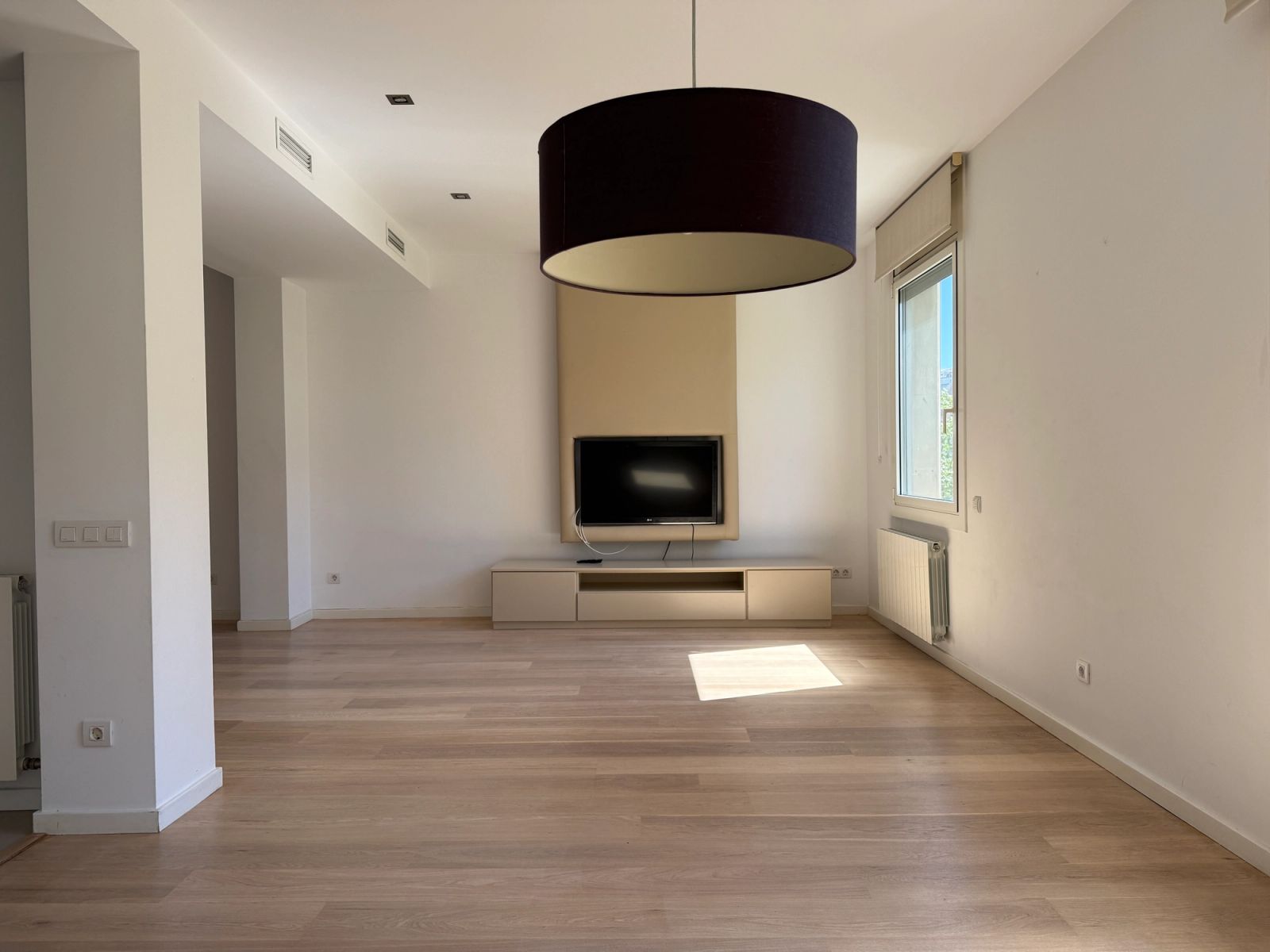 Piso de 3 dormitorios, 2 baños y 130m² en venta en Turó Park, Barcelona - foto 2 de 19