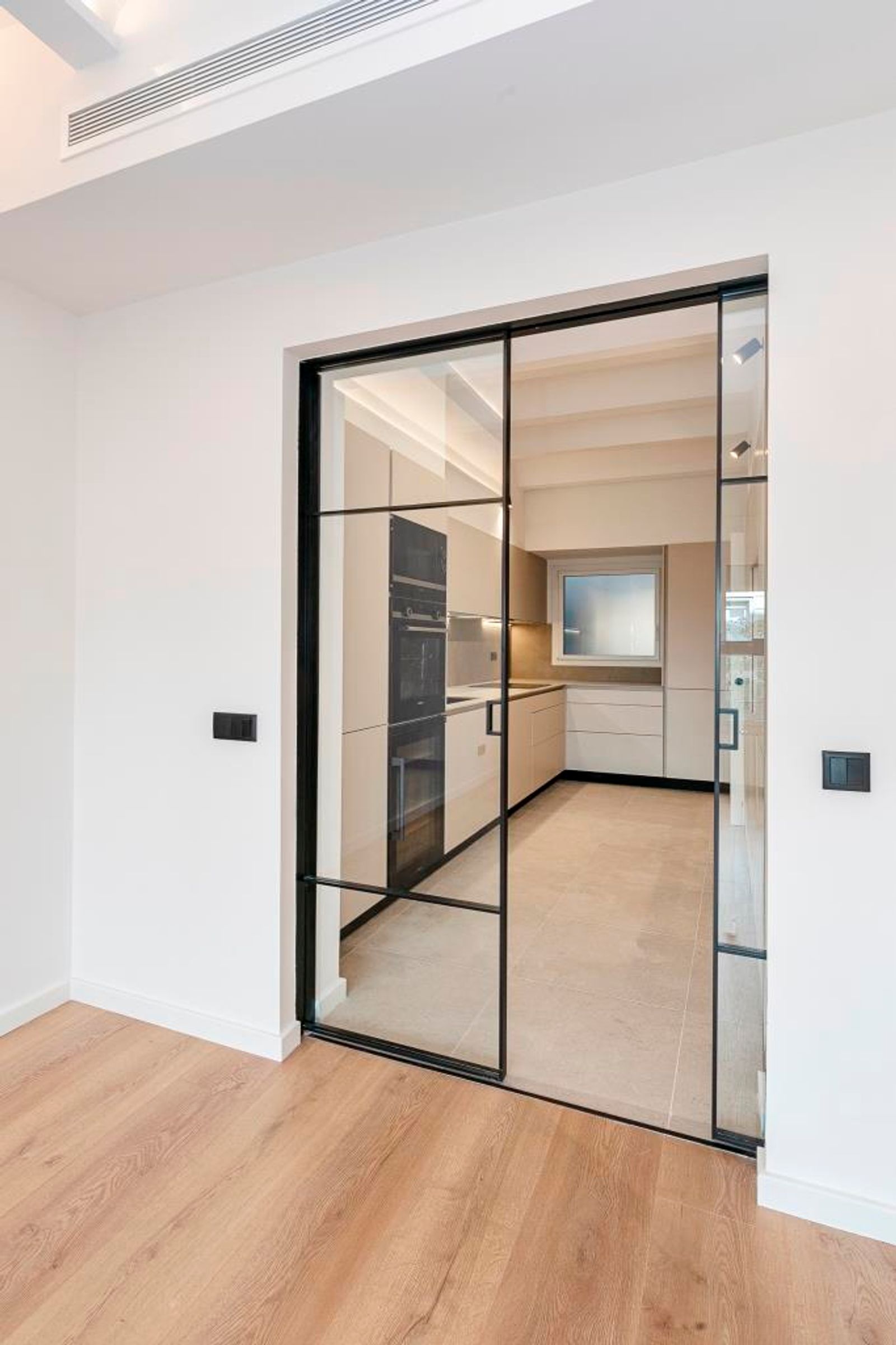 Piso de 4 dormitorios, 2 baños y 152m² en venta en Les Corts, Barcelona - foto 14 de 43