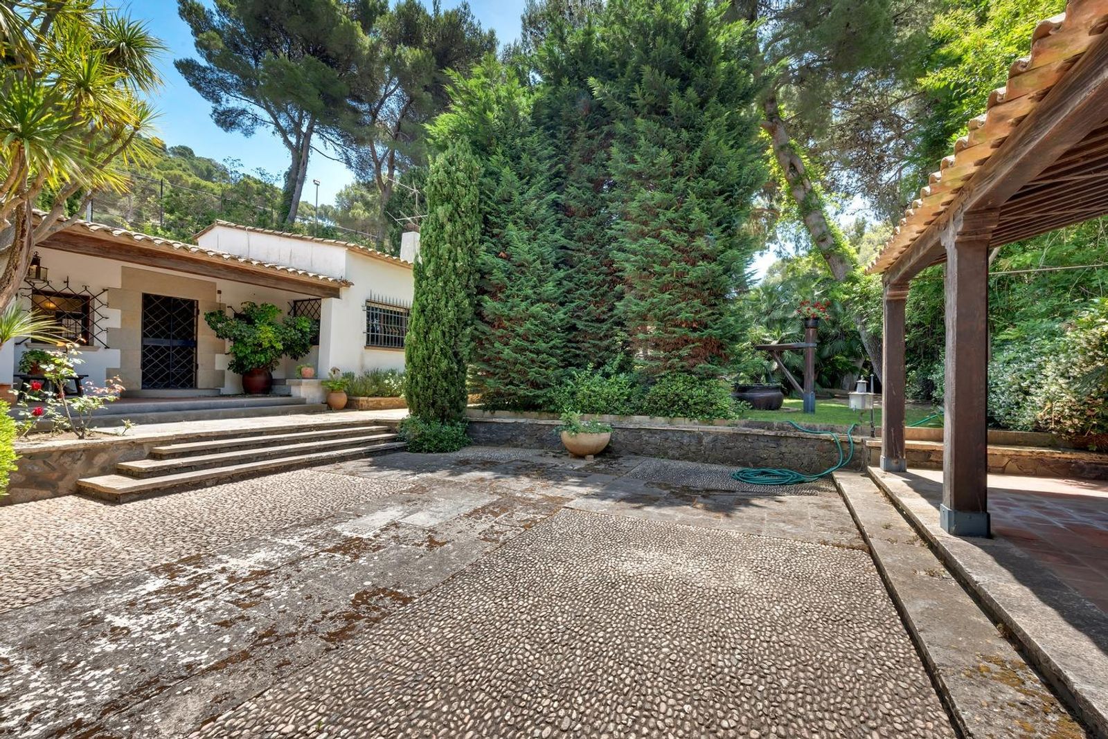 Casa de 6 dormitorios, 6 baños y 450m² en venta en Llafranc, Palafrugell - foto 12 de 50