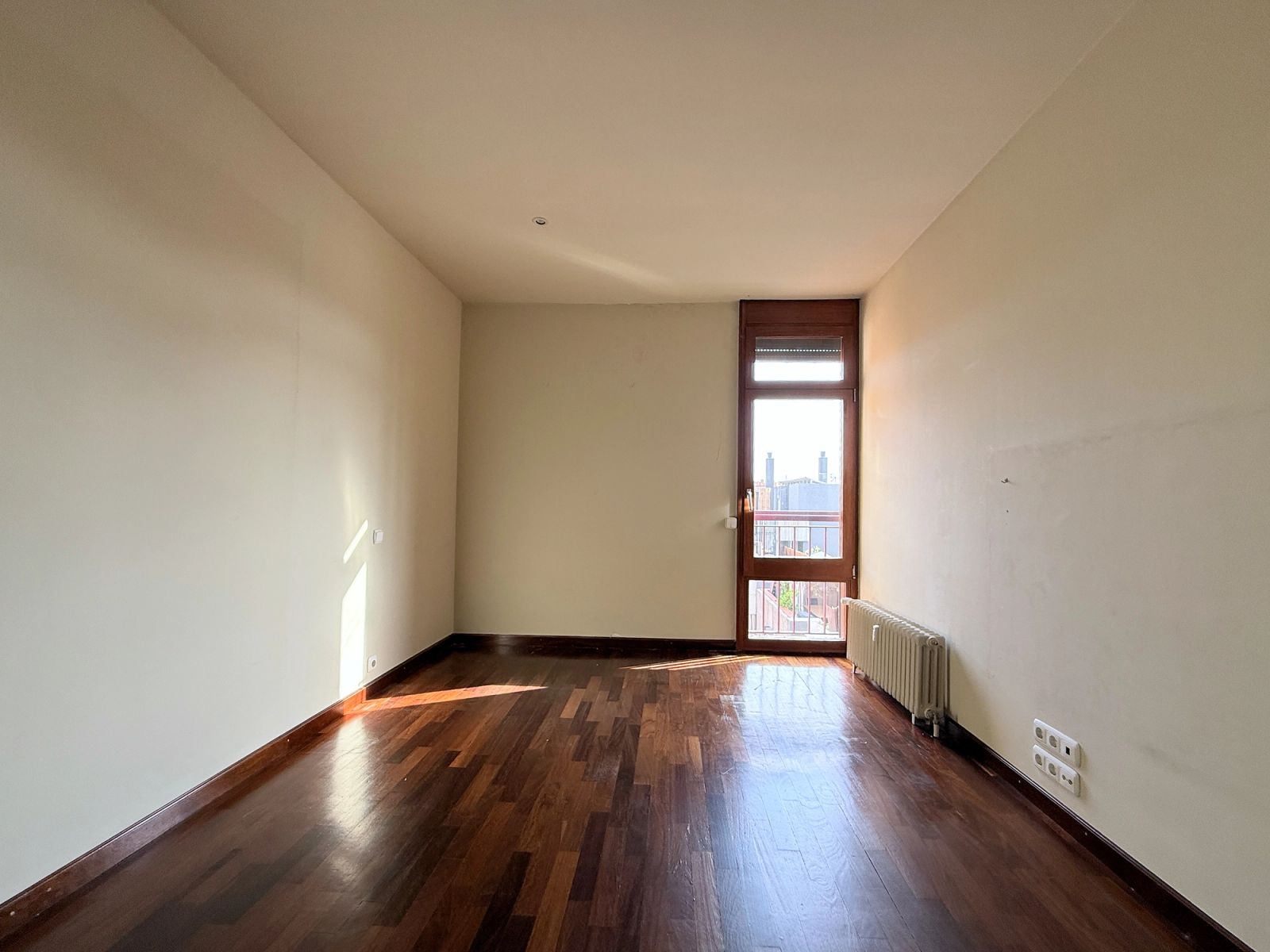 Ático de 7 dormitorios, 5 baños y 347m² en venta en Les Tres Torres, Barcelona - foto 28 de 45