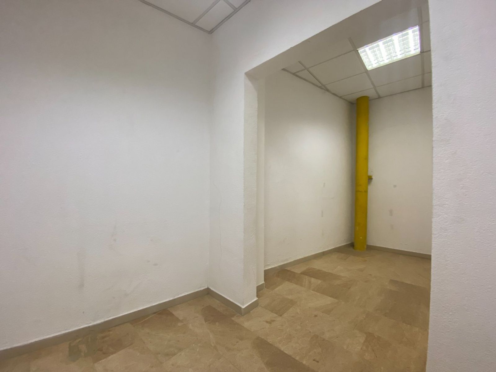 Oficina de 4 baños y 754m² en alquiler en Eixample, Barcelona - foto 26 de 30