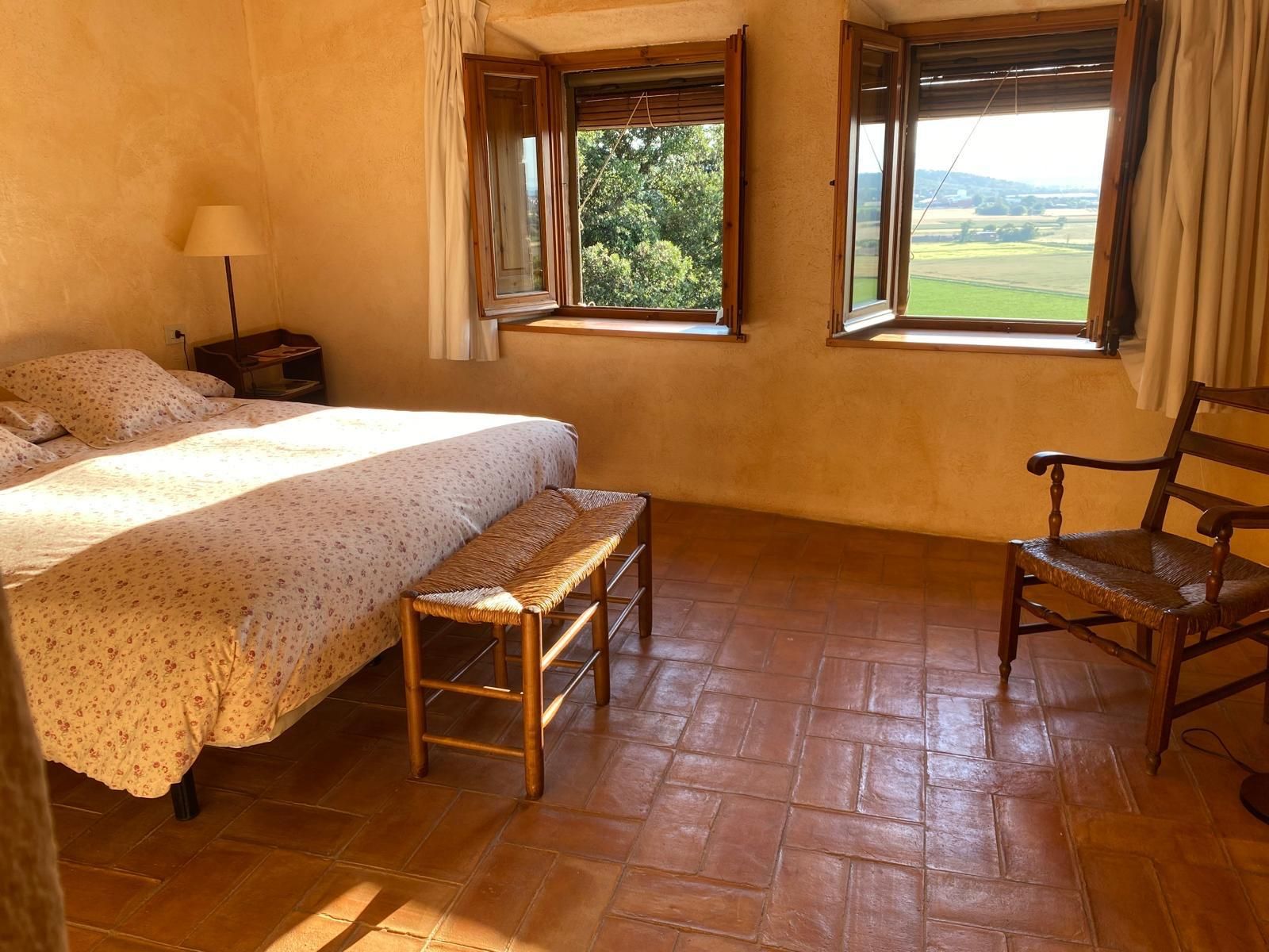 Propiedad de 3 dormitorios, 3 baños y 260m² en venta en La Bisbal - foto 6 de 7