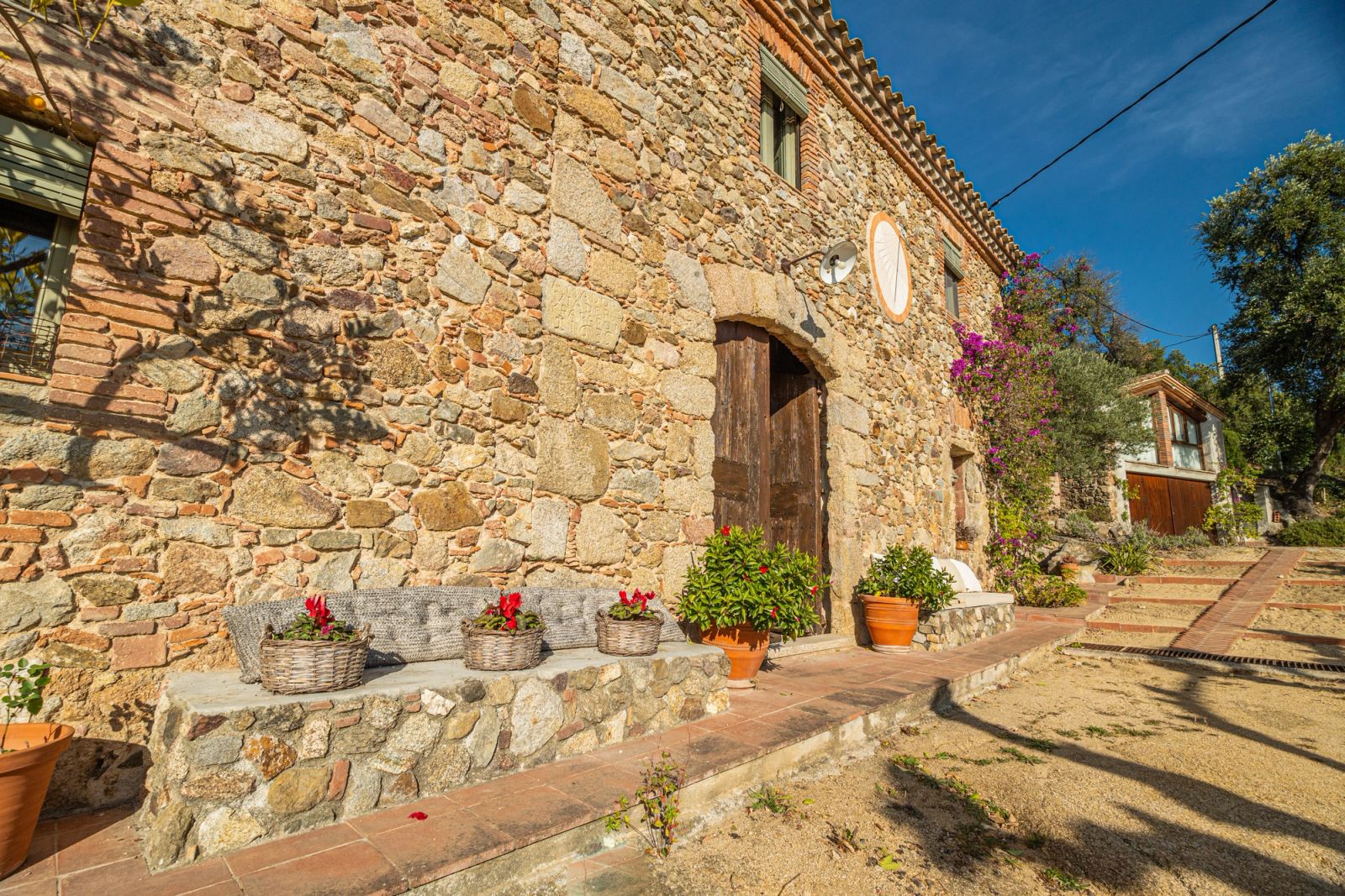 Casa de 3 dormitorios, 2 baños y 274m² en venta en Massanas, Massanas - foto 9 de 80
