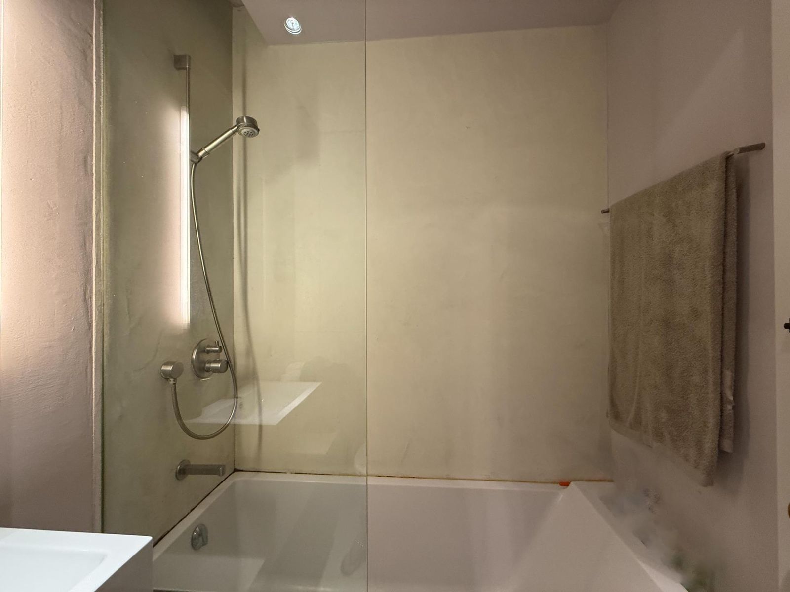 Estudio de 1 dormitorios, 1 baños y 75m² en venta en Barrio Gótico, Barcelona - foto 8 de 23