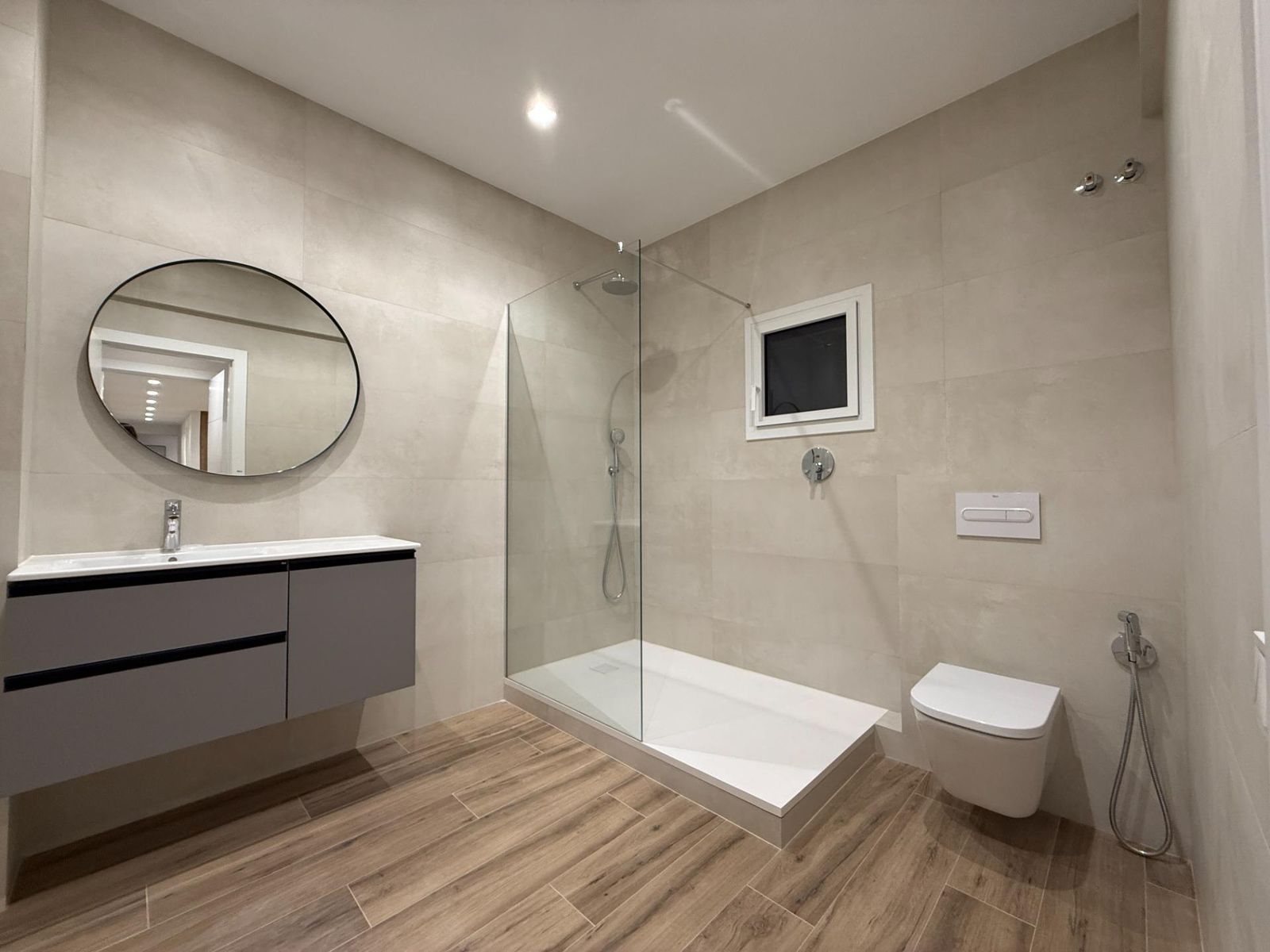 Piso de 4 dormitorios, 2 baños y 140m² en venta en Eixample, Barcelona - foto 33 de 37