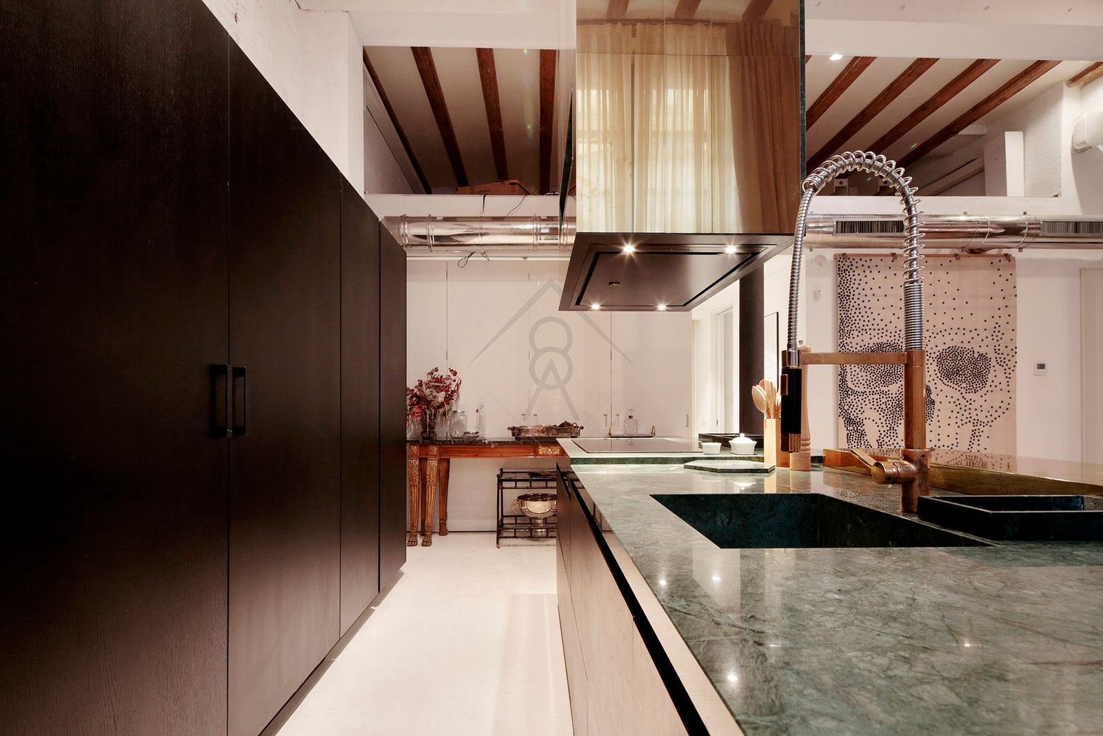 Loft de 3 dormitorios, 2 baños y 300m² en venta en Barrio Gótico, Barcelona - foto 15 de 38