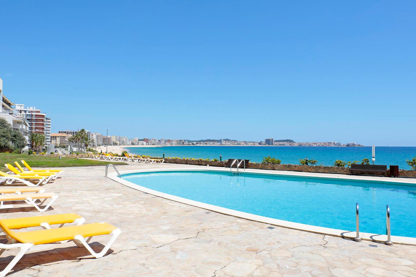 Ático de 5 dormitorios, 3 baños y 138m² en venta en Calonge - foto 40 de 40