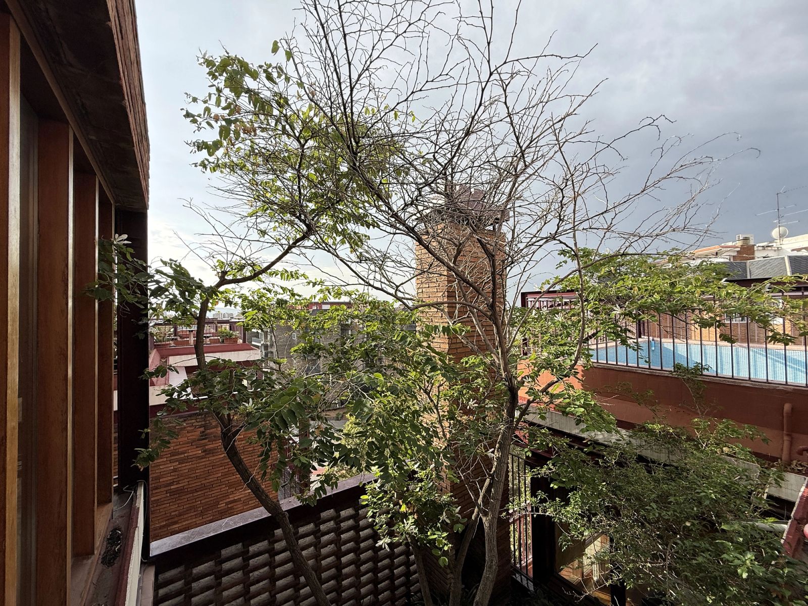 Ático de 7 dormitorios, 5 baños y 347m² en venta en Les Tres Torres, Barcelona - foto 9 de 45