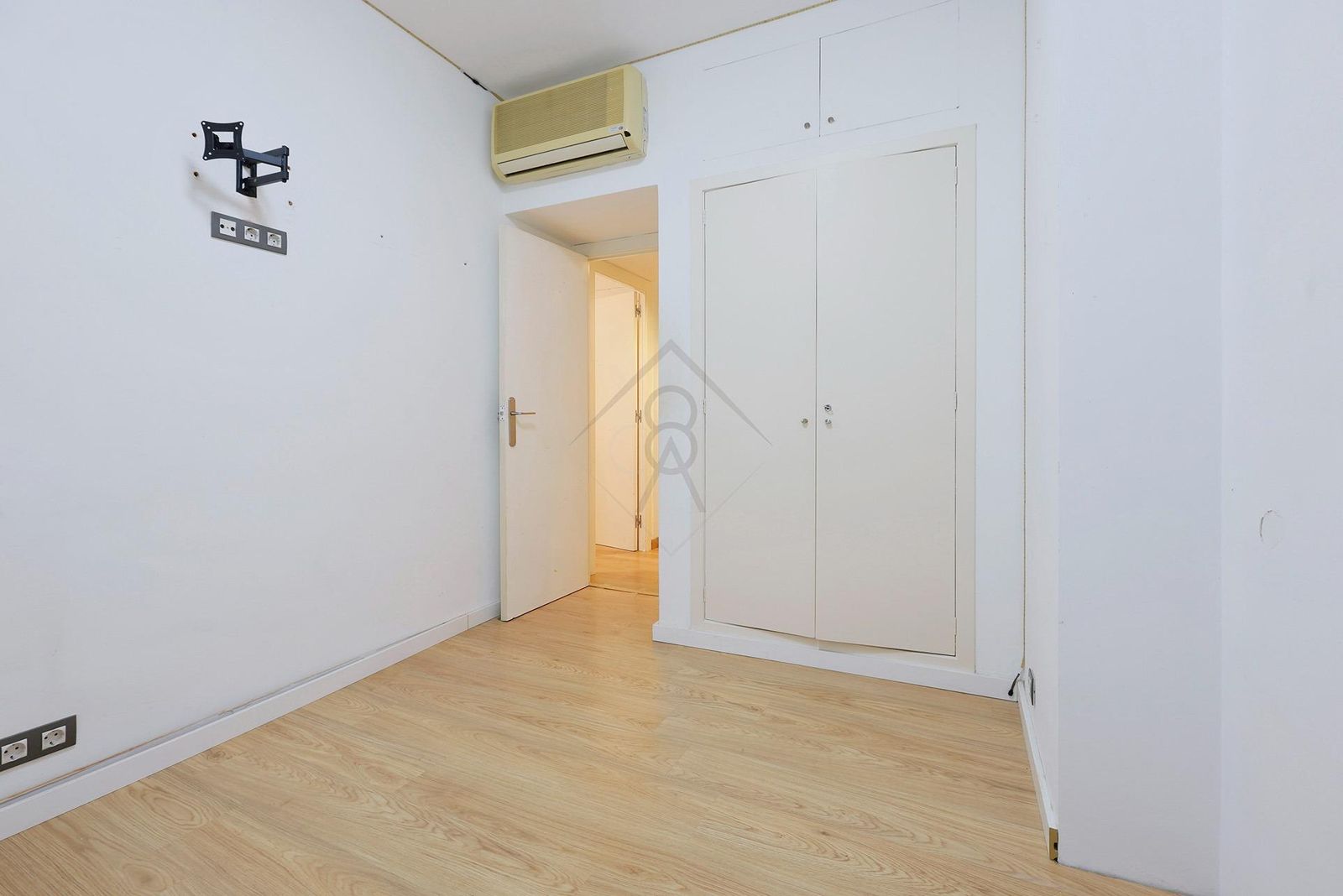 Apartamento de 4 dormitorios, 2 baños y 130m² en venta en Sarrià - Sant Gervasi, Barcelona - foto 26 de 29