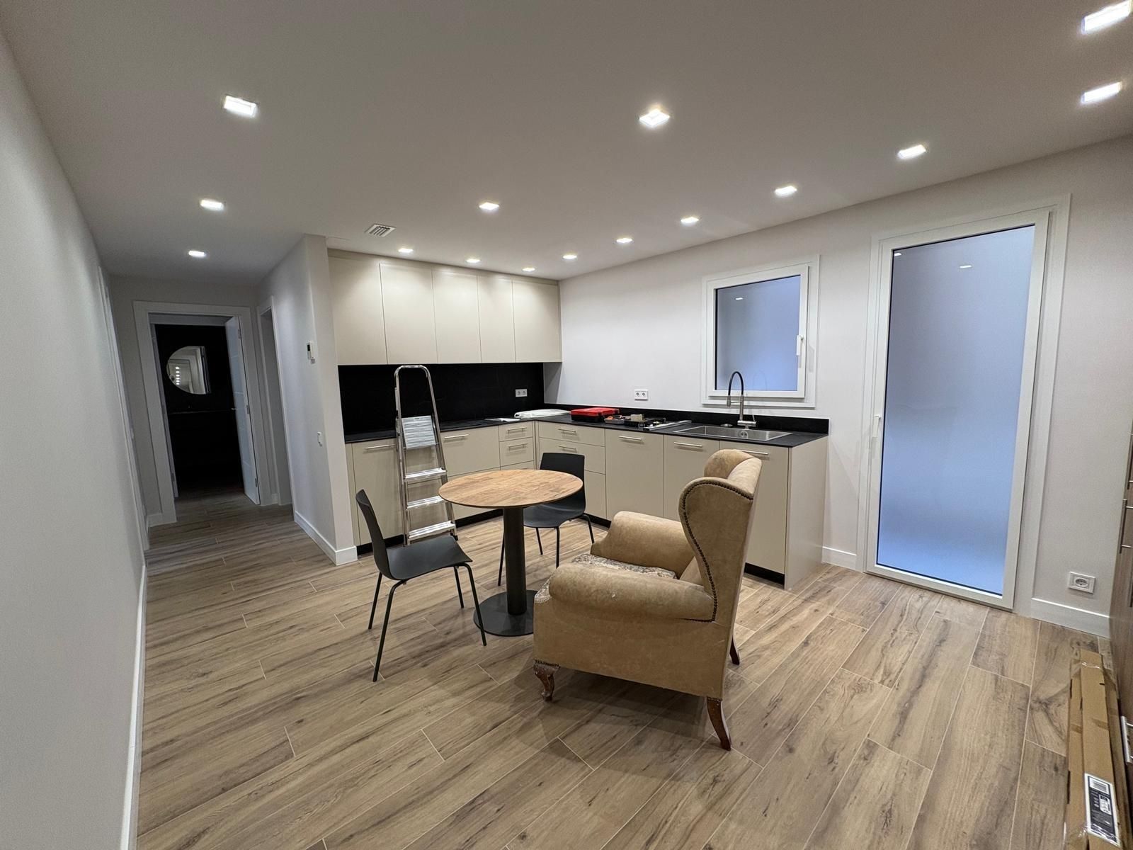 Piso de 4 dormitorios, 2 baños y 140m² en venta en Eixample, Barcelona - foto 10 de 37