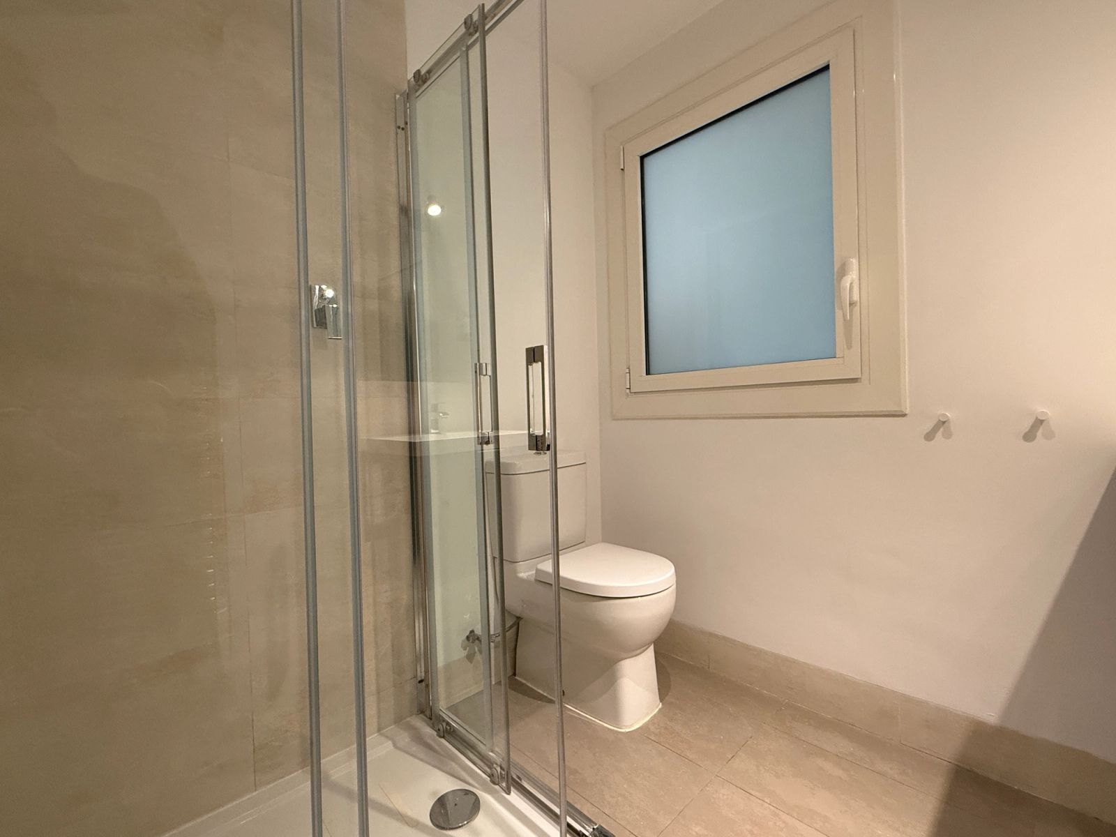 Piso de 3 dormitorios, 2 baños y 130m² en venta en Turó Park, Barcelona - foto 11 de 19