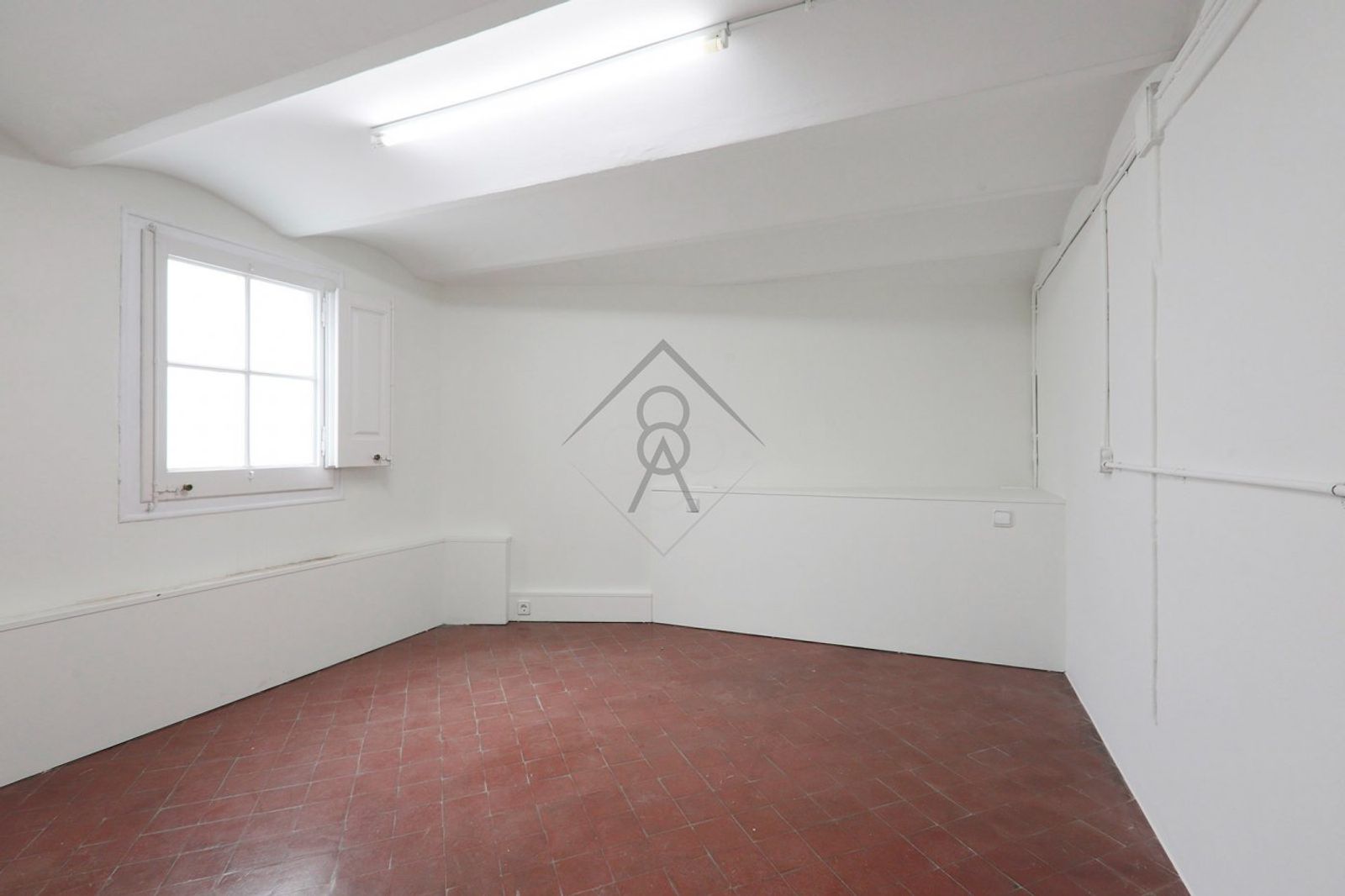 Oficina de 4 baños y 550m² en alquiler en Eixample, Barcelona - foto 29 de 33