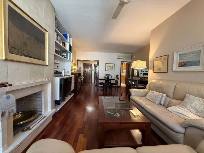 Flat in Sant Gervasi 120m² 4bd3ba F1