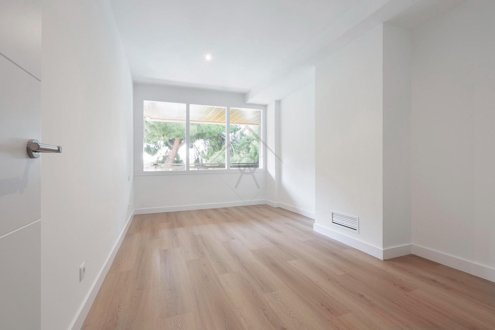 Apartamento de 4 dormitorios, 2 baños y 150m² en venta en Bonanova, Barcelona - foto 19 de 30