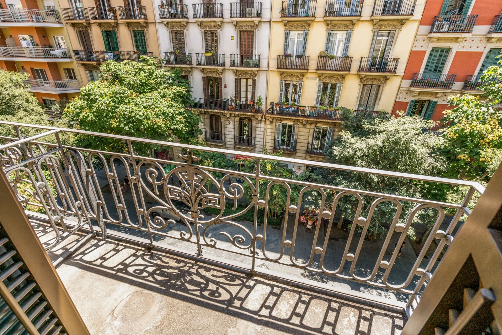 Piso de 3 dormitorios, 3 baños y 146m² en venta en Eixample, Barcelona - foto 9 de 40