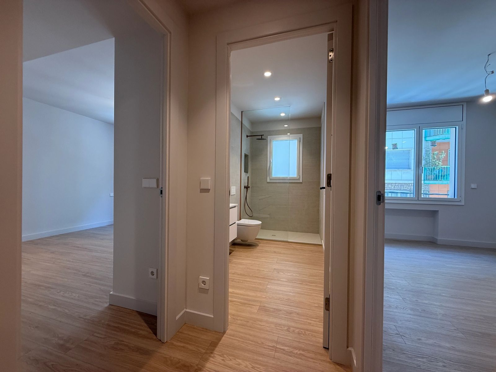 Piso de 4 dormitorios, 3 baños y 212m² en venta en Sant Gervasi, Barcelona - foto 13 de 27