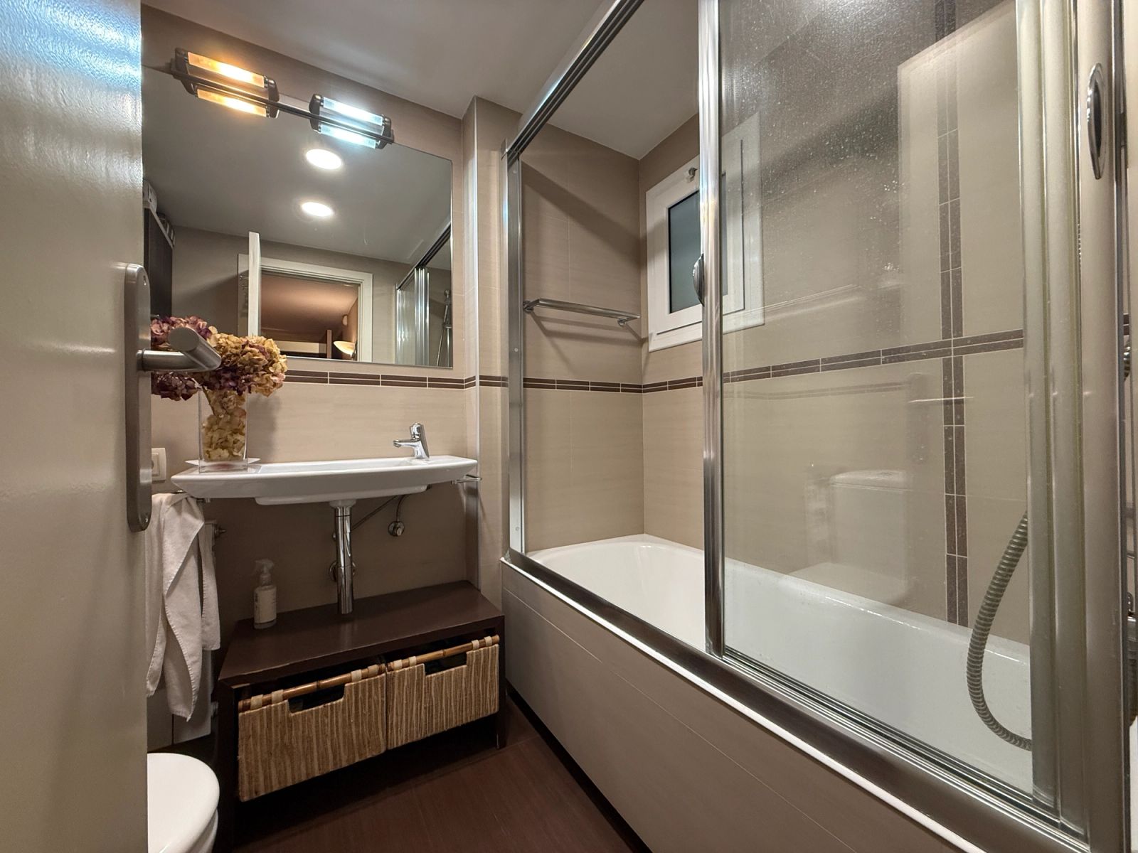 4-bedroom, 3-bathroom 120m² flat for sale in Sant Gervasi, Barcelona - photo 10 of 21