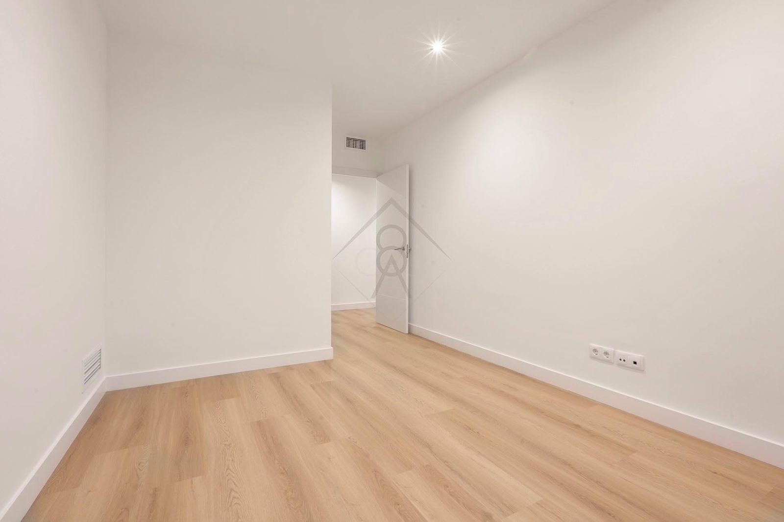 Apartamento de 4 dormitorios, 2 baños y 150m² en venta en Bonanova, Barcelona - foto 23 de 30