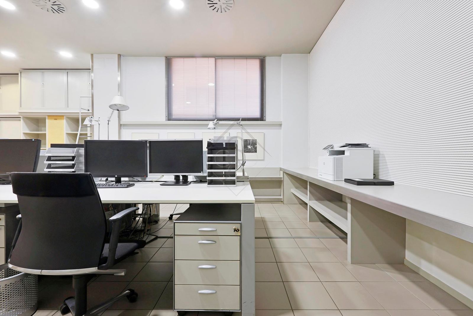 Oficina de 4 dormitorios, 2 baños y 170m² en alquiler en Les Tres Torres, Barcelona - foto 6 de 29