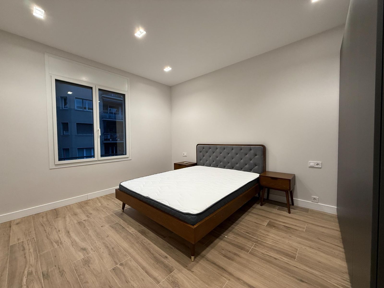 Piso de 4 dormitorios, 2 baños y 140m² en venta en Eixample, Barcelona - foto 32 de 37