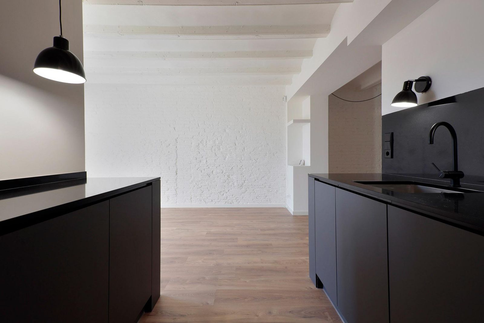 Piso de 2 dormitorios, 2 baños y 80m² en venta en Sant Antoni, Barcelona - foto 10 de 21