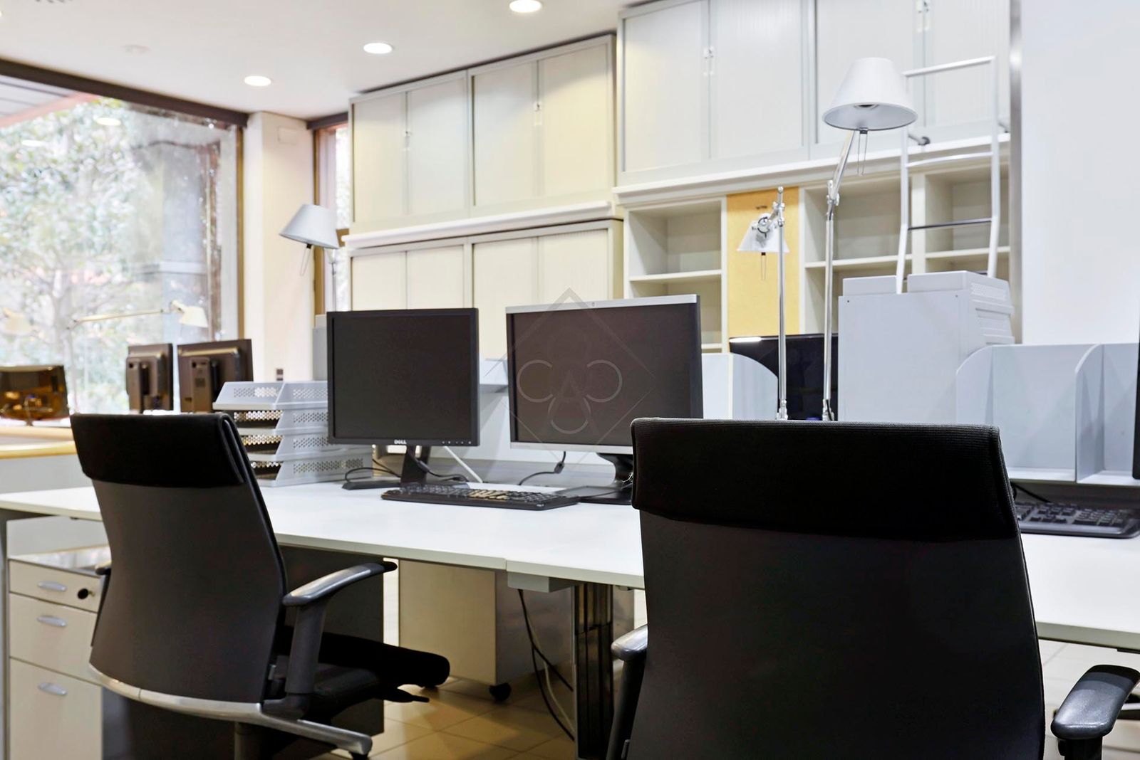 Oficina de 4 dormitorios, 2 baños y 170m² en alquiler en Les Tres Torres, Barcelona - foto 2 de 29