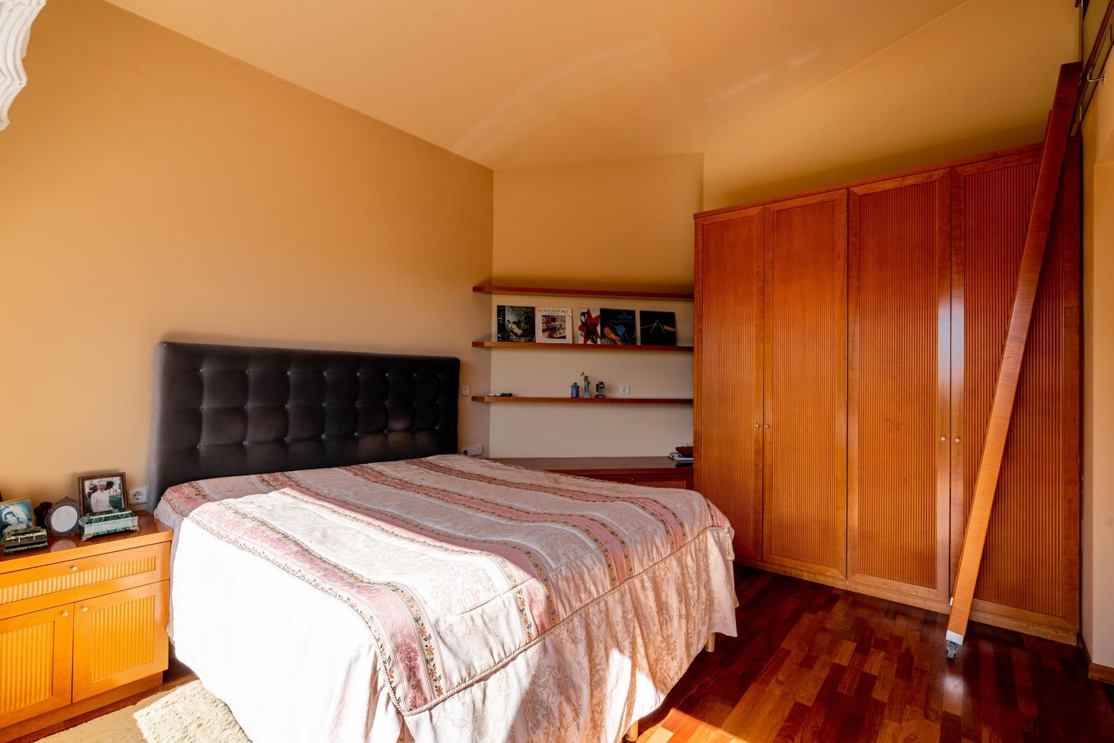 Casa de 4 dormitorios, 4 baños y 237m² en alquiler en Pedralbes, Barcelona - foto 27 de 82