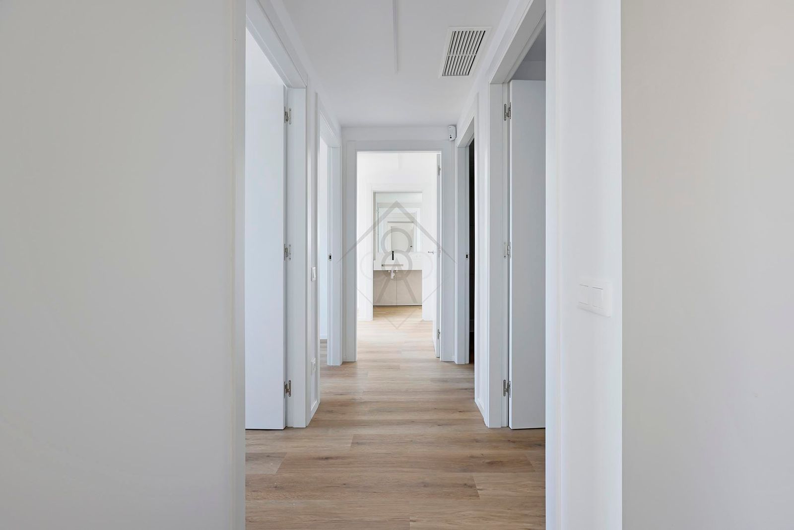 Piso de 3 dormitorios, 2 baños y 80m² en venta en Abrera - foto 23 de 41