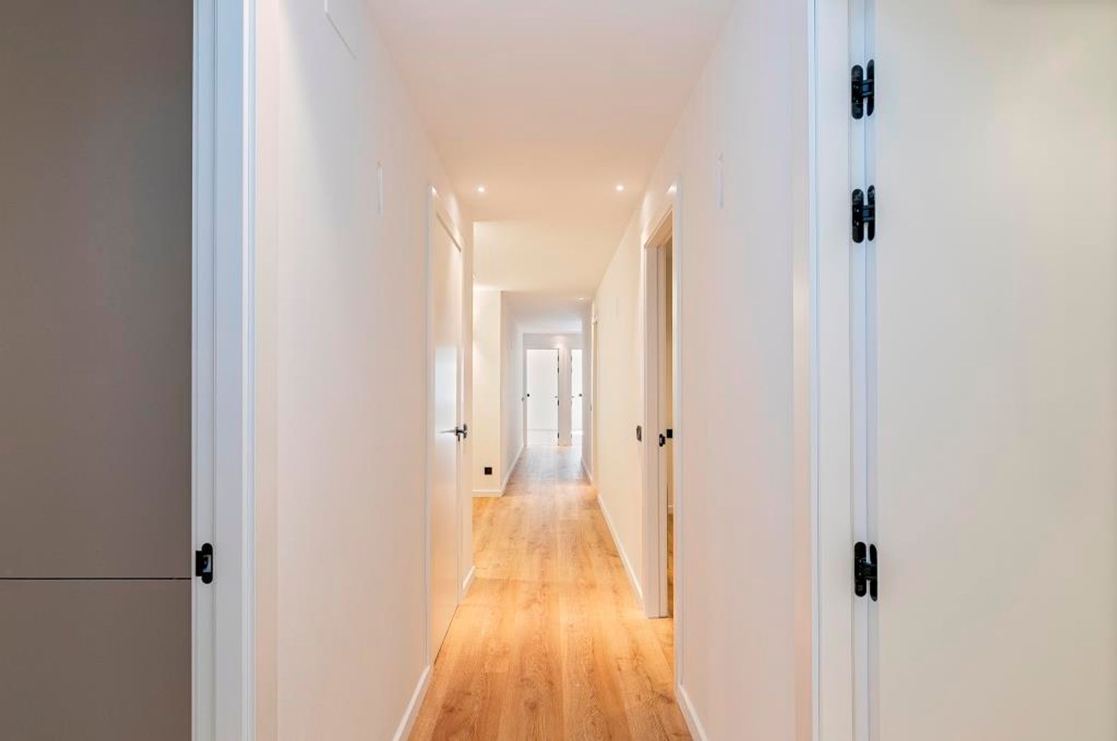 Piso de 4 dormitorios, 2 baños y 152m² en venta en Les Corts, Barcelona - foto 16 de 43