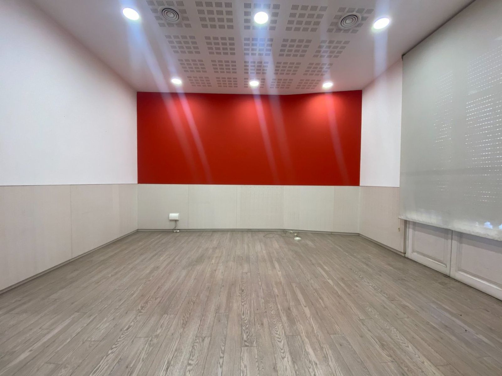 Oficina de 4 baños y 754m² en alquiler en Eixample, Barcelona - foto 25 de 30