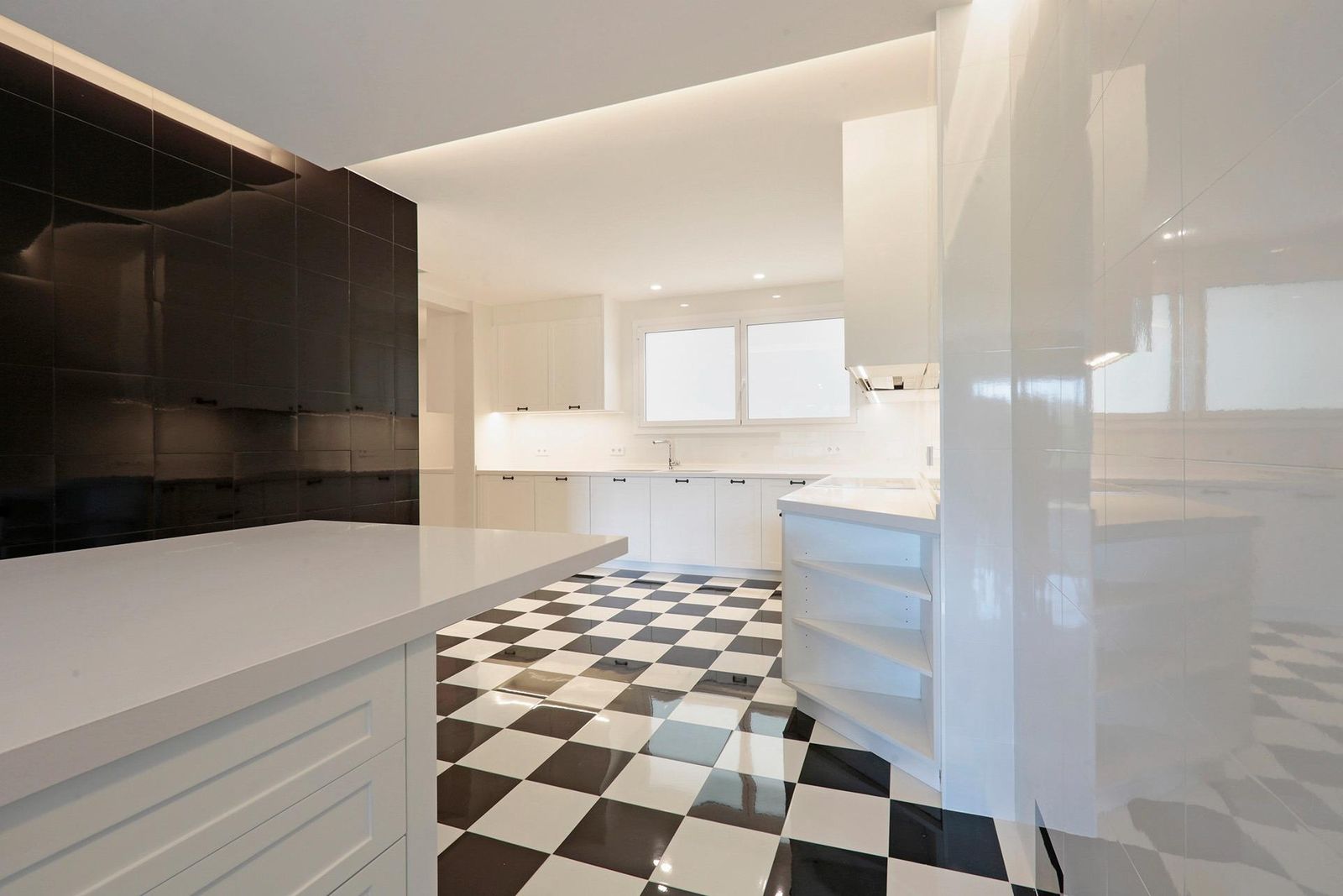 Apartamento de 6 dormitorios, 6 baños y 600m² en venta en Turó Park, Barcelona - foto 18 de 50