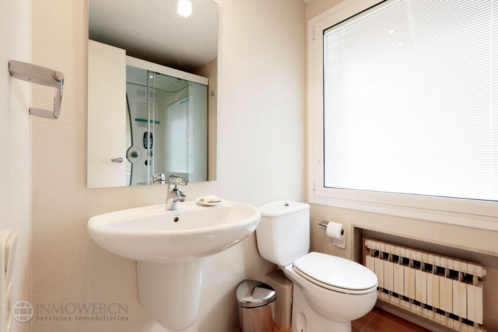 Apartamento de 3 dormitorios, 3 baños y 306m² en venta en Les Tres Torres, Barcelona - foto 7 de 30