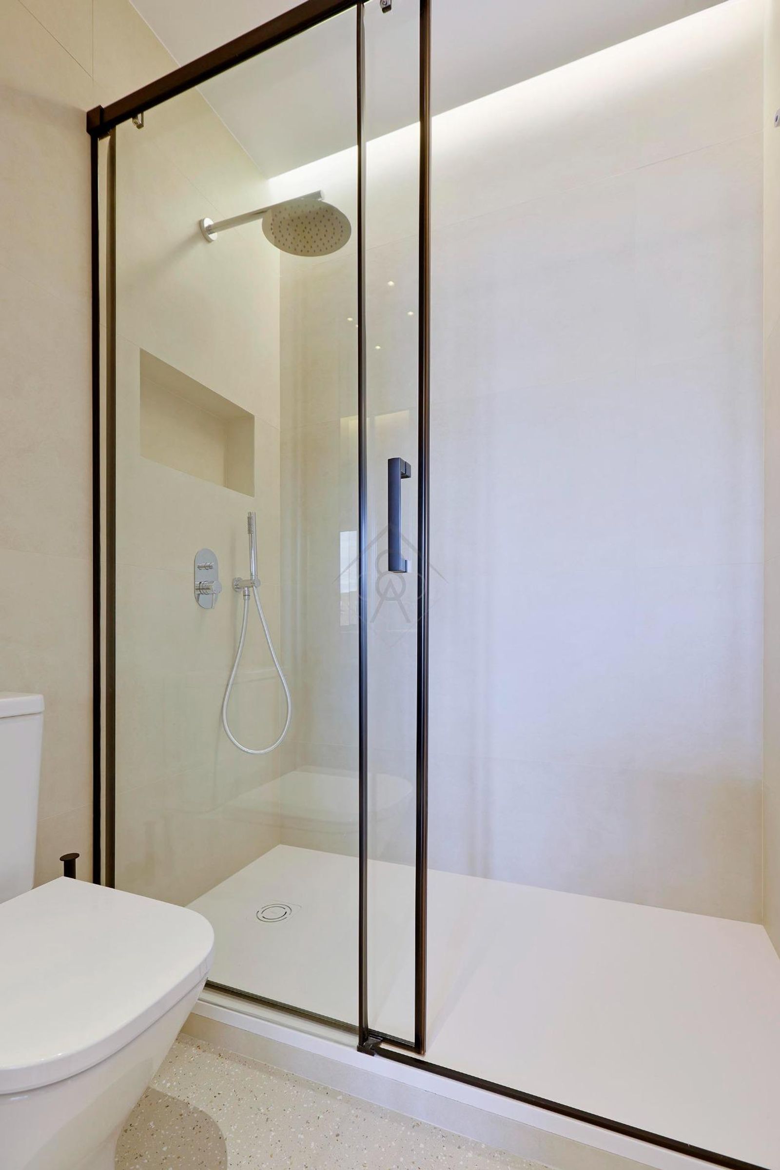 Piso de 3 dormitorios, 2 baños y 125m² en venta en Francesc Macià, Barcelona - foto 23 de 31