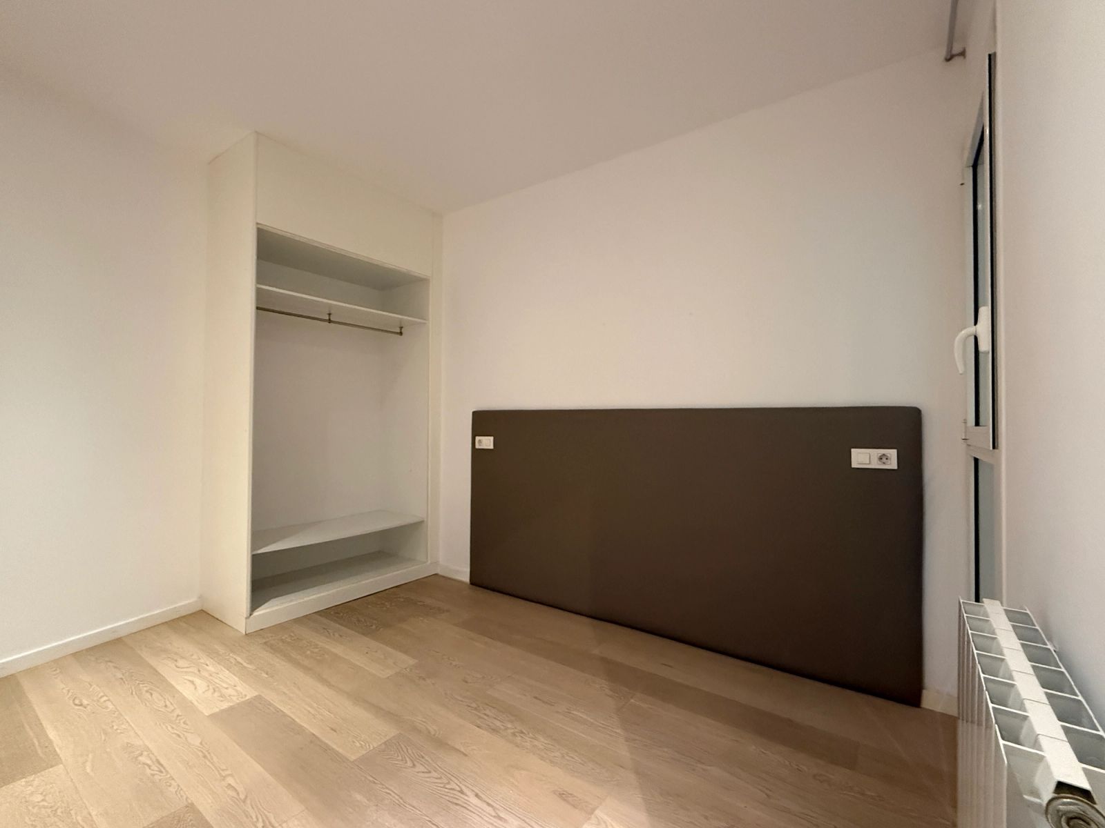 Piso de 3 dormitorios, 2 baños y 130m² en venta en Turó Park, Barcelona - foto 13 de 19