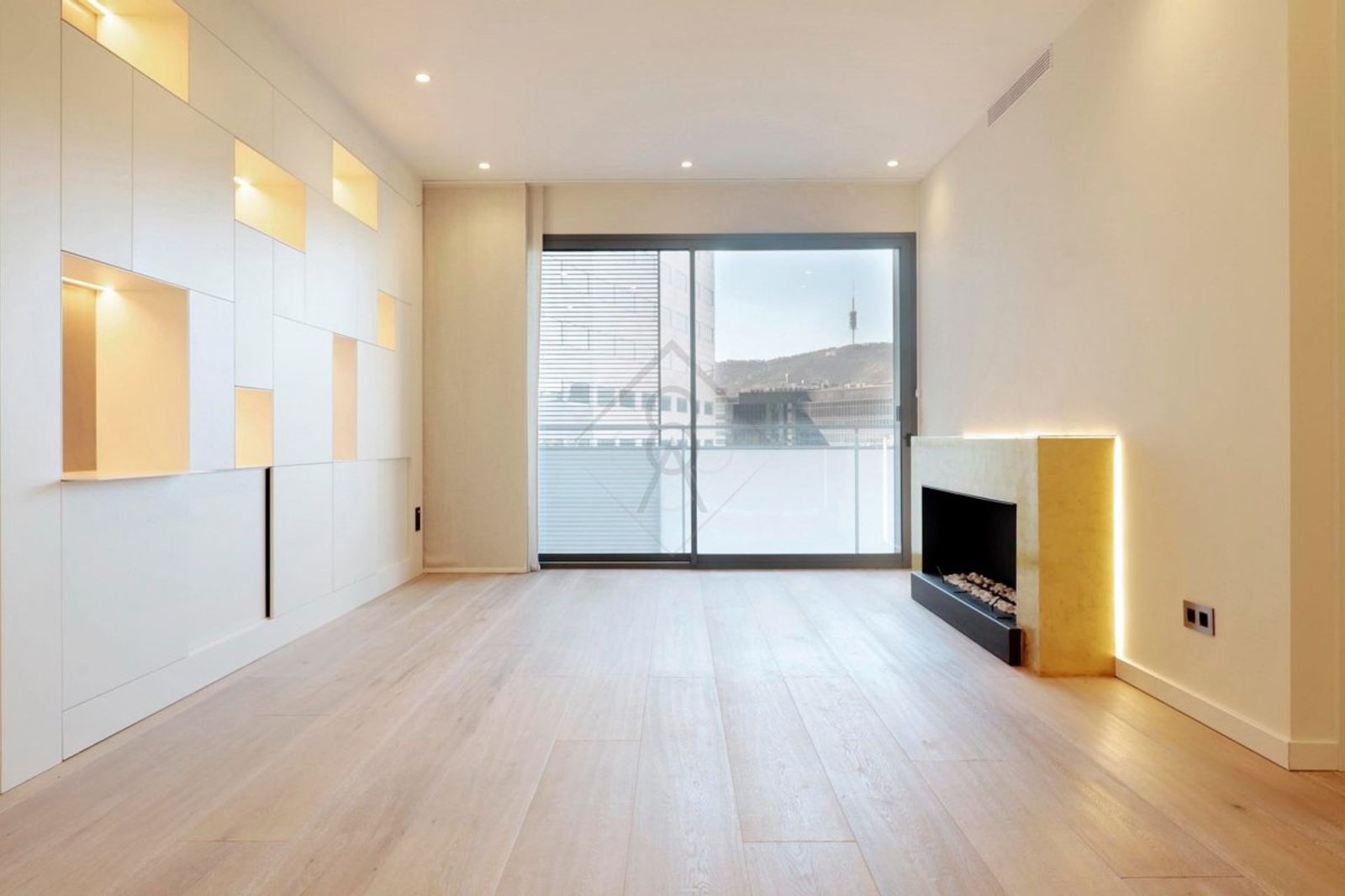 Apartamento de 3 dormitorios, 2 baños y 114m² en venta en Les Corts, Barcelona - foto 5 de 39